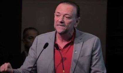 Presidente do PT afirma que partido precisa pensar em era pós-Lula