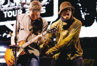 Oasis lamenta morte de fã durante show no Reino Unido e polícia pede ajuda