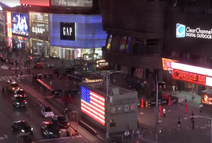 Tiros deixam três feridos na Times Square, em Nova York