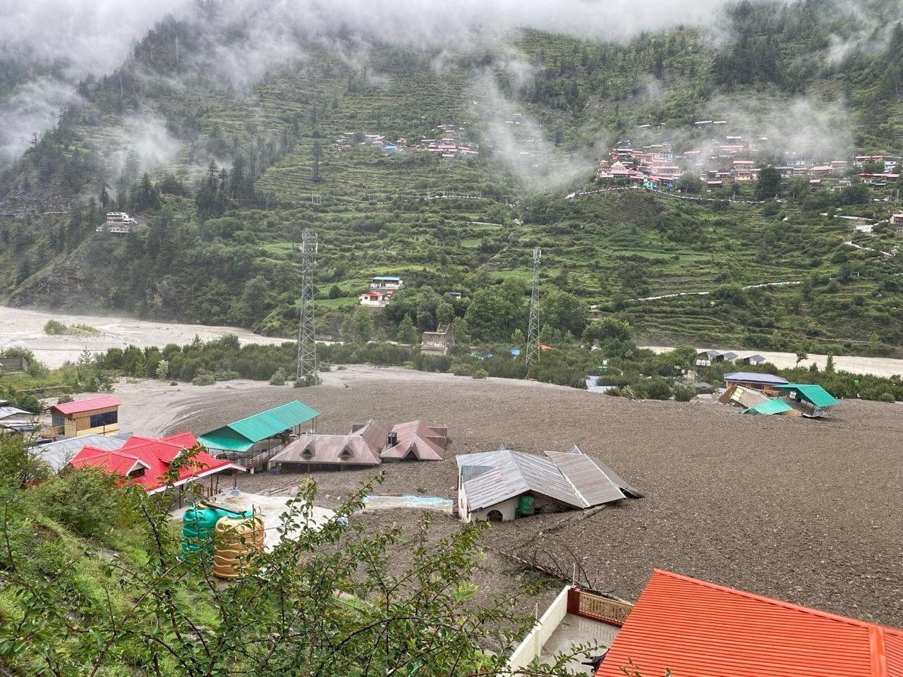 Deslizamento de terra em Dharali, na Índia