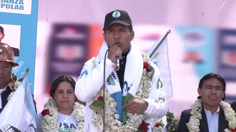 Andrónico Rodríguez acusa grupos organizados por ataque com pedras
