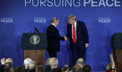 Trump: Zelensky e Putin devem se reunir; cessar-fogo depende da Ucrânia