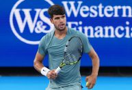 Alcaraz vence Zverev e encara Sinner na final do Cincinnati Open