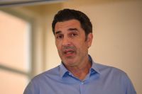 Edu Guedes chora ao relembrar câncer de pâncreas em evento com Ana Hickmann