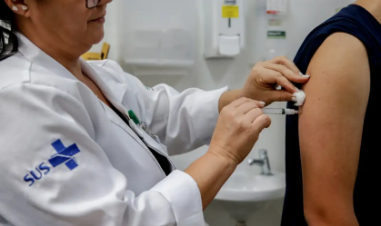 Governo do RJ expande vacina contra HPV para jovens de até 19 anos
