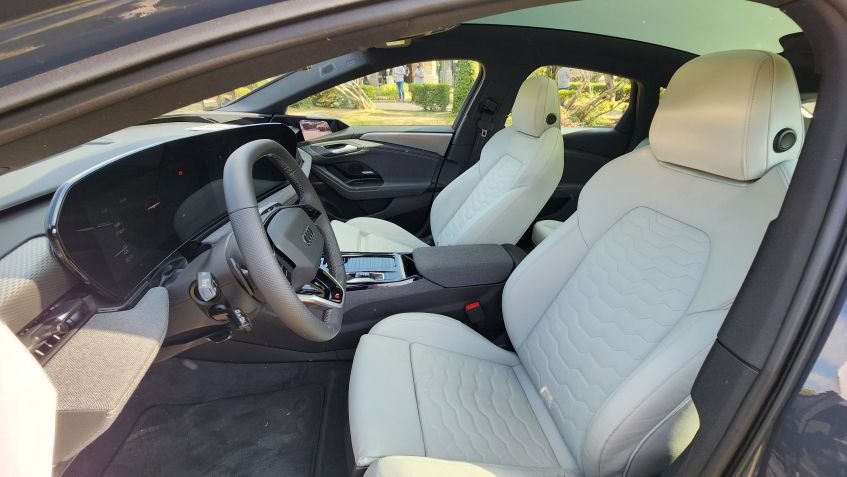 Audi A6 Sportback e-tron 2025: sedã elétrico chega com muita tecnologia ao Brasil • Thiago Ventura/CNN