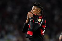 STJD concede efeito suspensivo e libera Bruno Henrique, do Flamengo