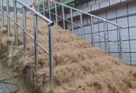 Fortes chuvas em Taiwan obrigam quase seis mil pessoas a deixarem casas