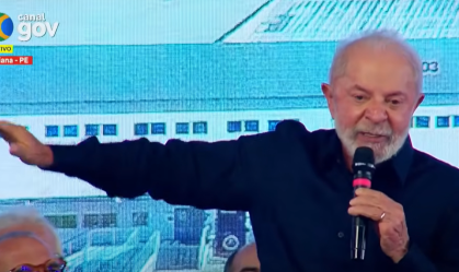 Relação com Cuba é de "respeito", diz Lula após novas sanções dos EUA
