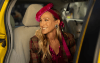 Sarah Jessica Parker já usou figurino de "Sex and the City" na vida real