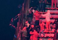 Torcedor sobrevive a queda em confusão na Sul-Americana, diz embaixador