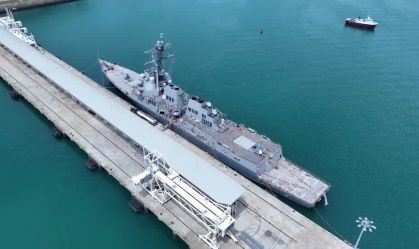 Militares dos EUA disparam contra suposto navio de drogas da Venezuela