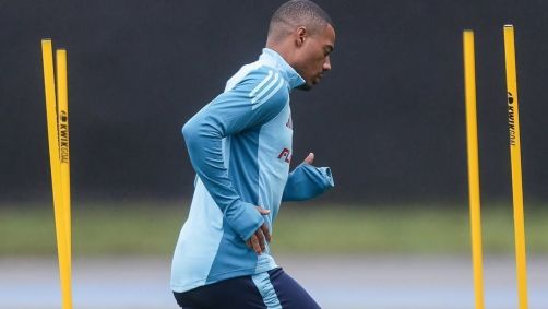 De La Cruz treinando pelo Flamengo