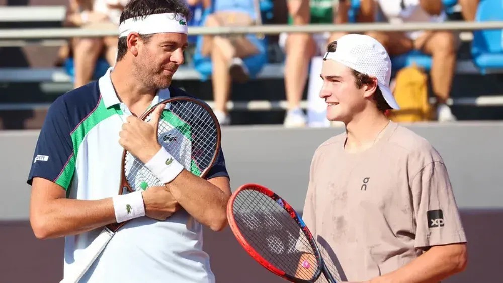Del Potro e João Fonseca durante conversa