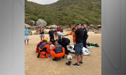Imagem de destaque do post: Duas pessoas ficam feridas após queda de parapente, em Florianópolis