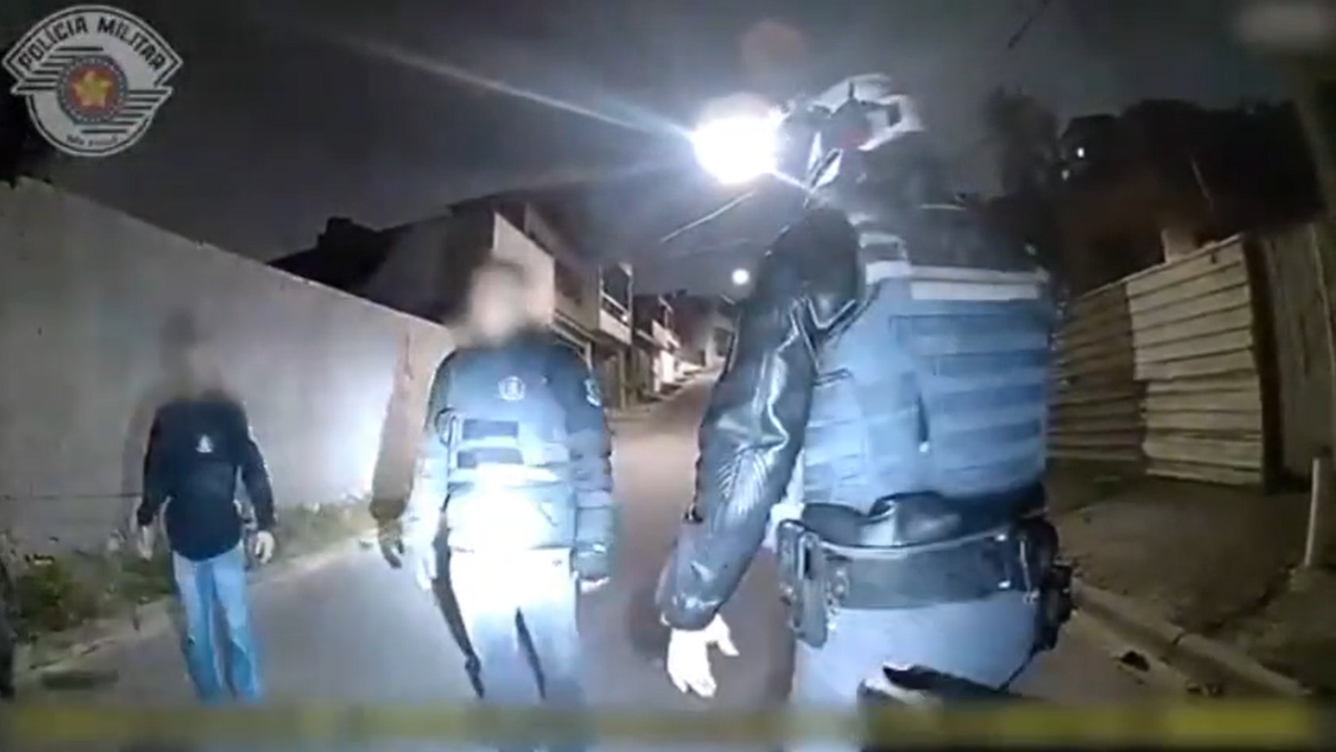 FALSOS POLICIAIS