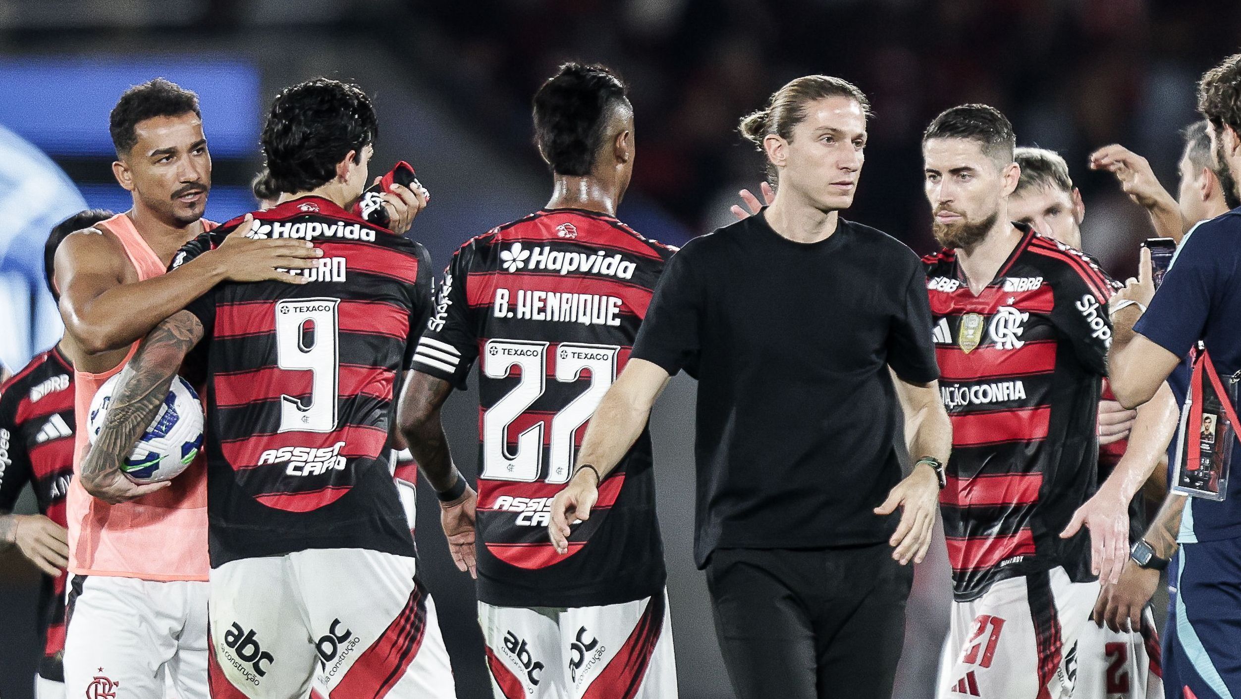 Flamengo goleou o Vitória