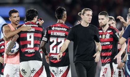 Filipe Luís celebra goleada do Flamengo sobre Vitória: "Foi fantástico"