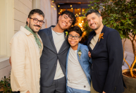 Em 5 anos, Brasil tem aumento 240% em adoções por casais gays, aponta CNJ