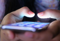 Pesquisa indica que 20% dos jovens já receberam mensagens sexuais online