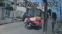 Guarda municipal atropela moto e arrasta vítimas em Pernambuco
