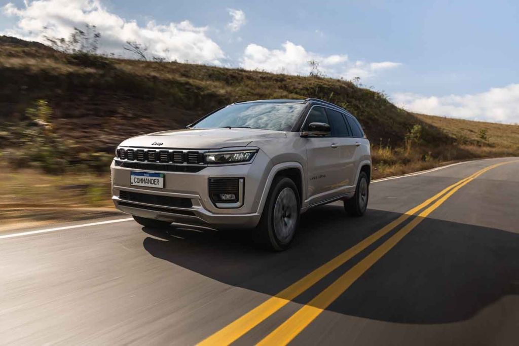 Jeep Commander Overland 2026: novo visual e preços mais em conta