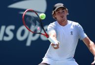 João Fonseca acerta criança durante partida do US Open e pede desculpa