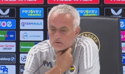 “Parte da minha história se vai", diz Mourinho após morte de ídolo do Porto