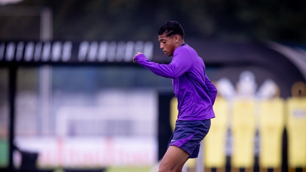 Corinthians tenta receber mais por Kauê Furquim