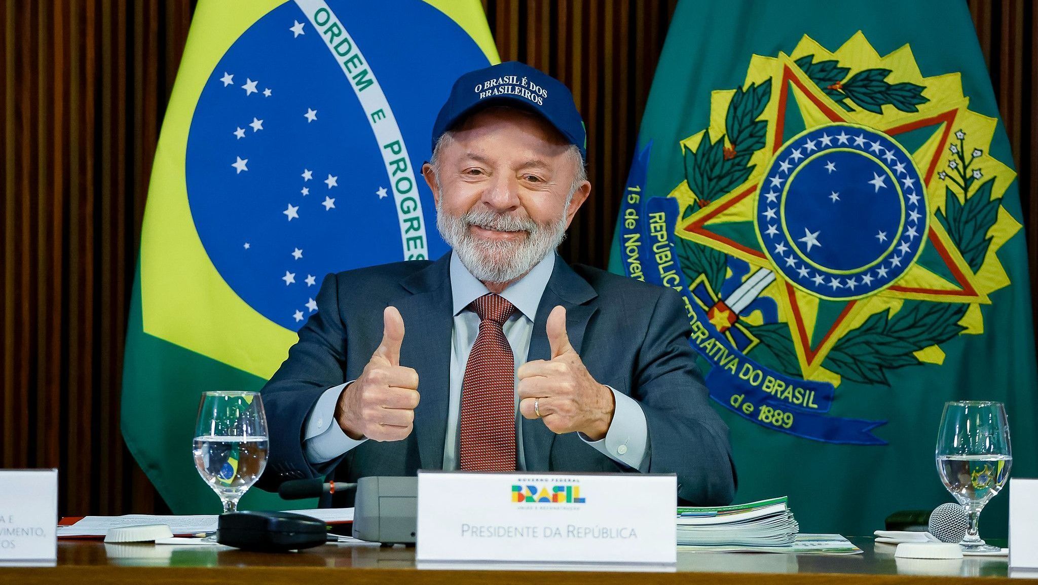 “Cada um cuida do seu quintal”, diz Lula sobre tarifaço dos EUA
