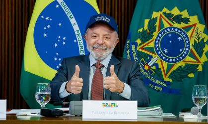 Lula celebra isenção do IR aprovada na Câmara e aposta em apoio no Senado