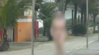 Mulher presa nua após matar pai diz que se prostituía por influência dele