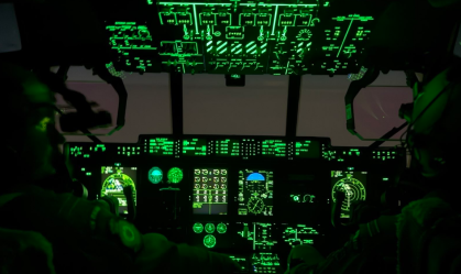 Oficiais da Nova Zelândia resgatam pessoas em base de pesquisa na Antártida