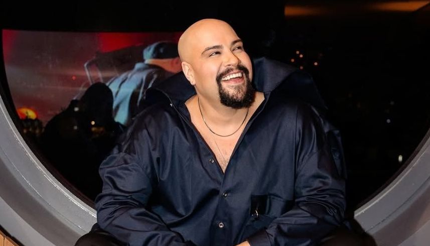 O meu novo show, Juntinho é sobre estar perto, compartilhar histórias e cantar com vocês bem de