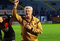 Odair se revolta com possibilidade do Athletico-PR ser rebaixado à Série C