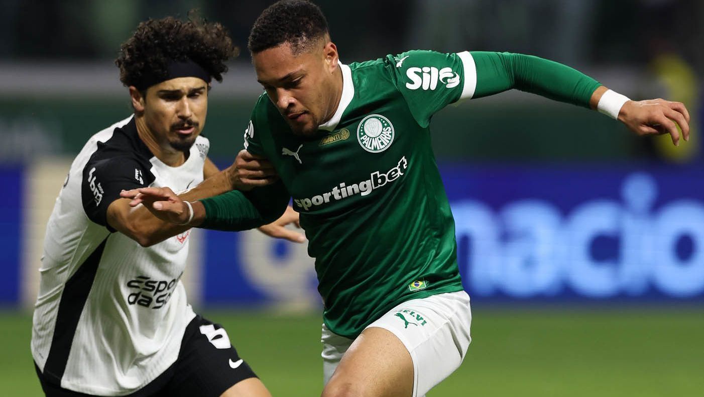 Palmeiras e Corinthians durante partida