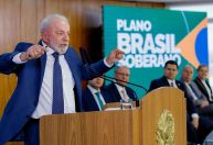 Lula convoca reunião ministerial para discutir tarifaço e alinhar discurso