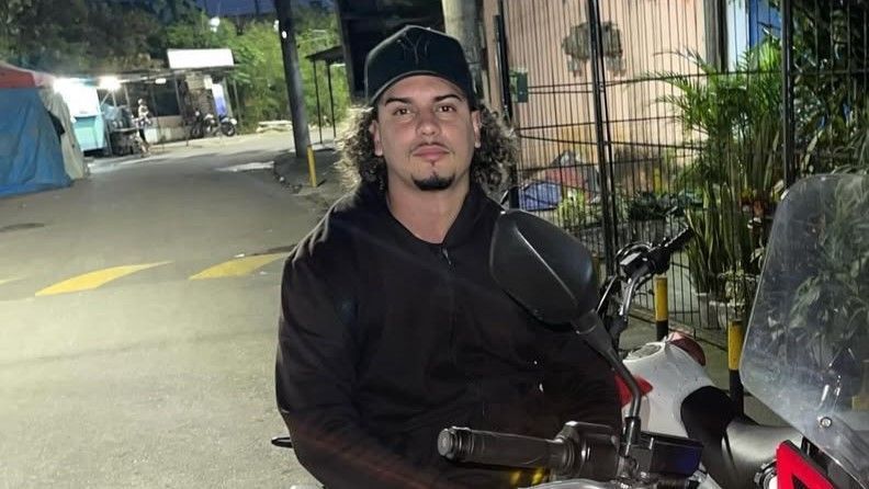 Crime e fé: as postagens de "Ratomen" antes de ser morto pela Polícia no RJ  | CNN Brasil