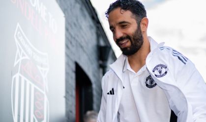 Amorim se desculpa após derrota do United: “Não conseguimos mudar o jogo"