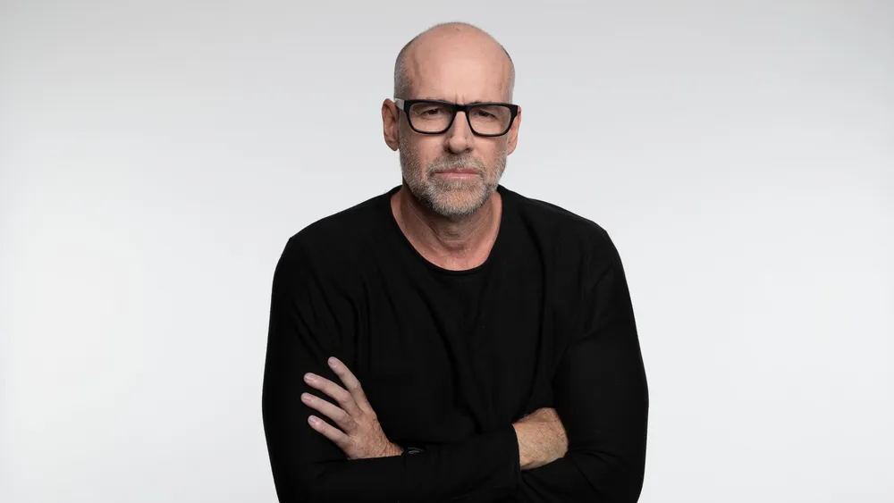 Imagem de destaque do post: Hotmart Fire 2025: "É preciso estômago para empreender", diz Scott Galloway