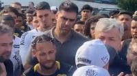 Invasão ao CT do Santos teve portão quebrado, cobrança a Neymar e ameaças