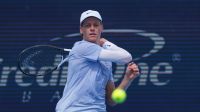 Número 1 do mundo, Jannik Sinner vai às semifinais em Cincinnati