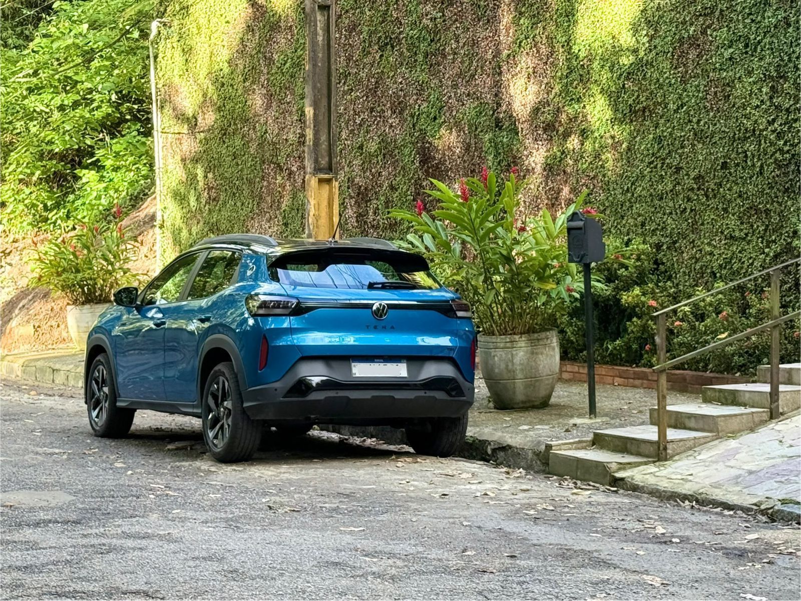 VW Tera tem design chamativo • Rodrigo Barros/CNN