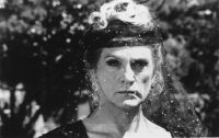 Terence Stamp, de "Priscila, a Rainha do Deserto", morre aos 87 anos