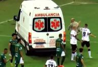 Ex-jogador da Seleção bate boca com motorista de ambulância na Série D