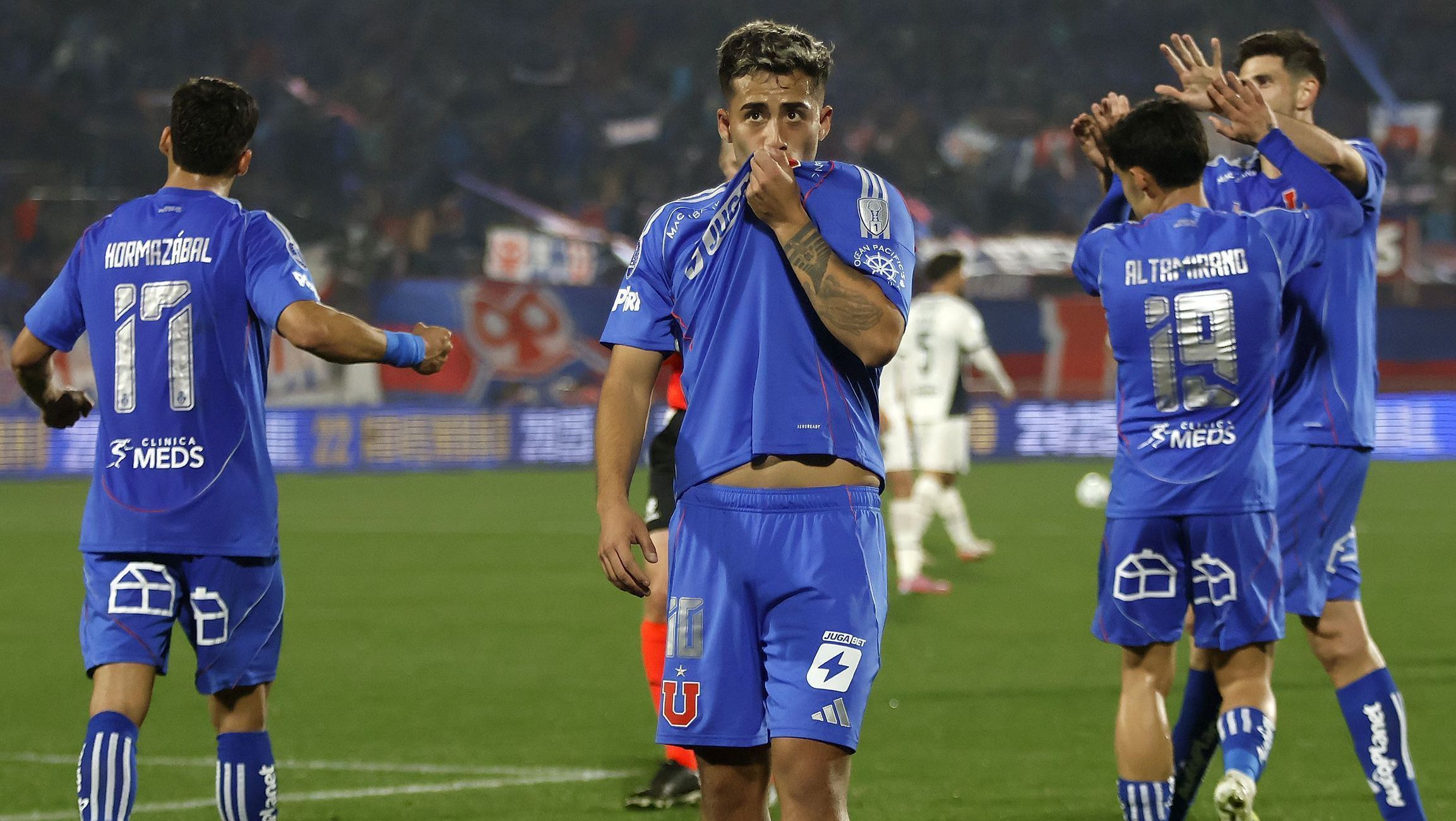 Lucas Assadi marcou o gol da vitória da Universidad de Chile sobre o Independiente