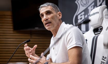 “É um desafio para minha carreira”, diz Vojvoda sobre Neymar no Santos