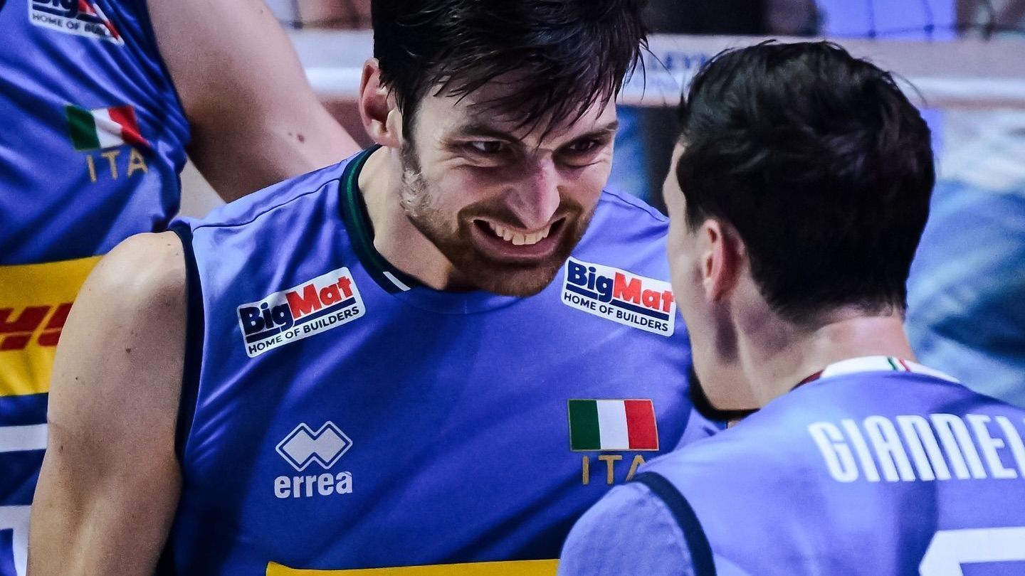 Itália comemora vitória na VNL