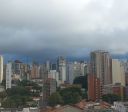 Chuva ganha força no Sul e temperaturas caem no Sudeste