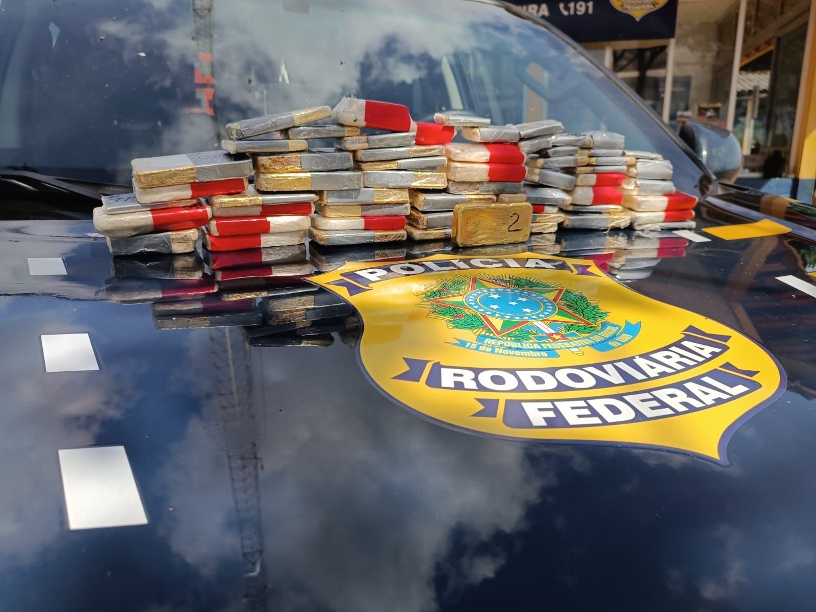 PRF apreende 40 kg de ouro em caminhonete no Pará